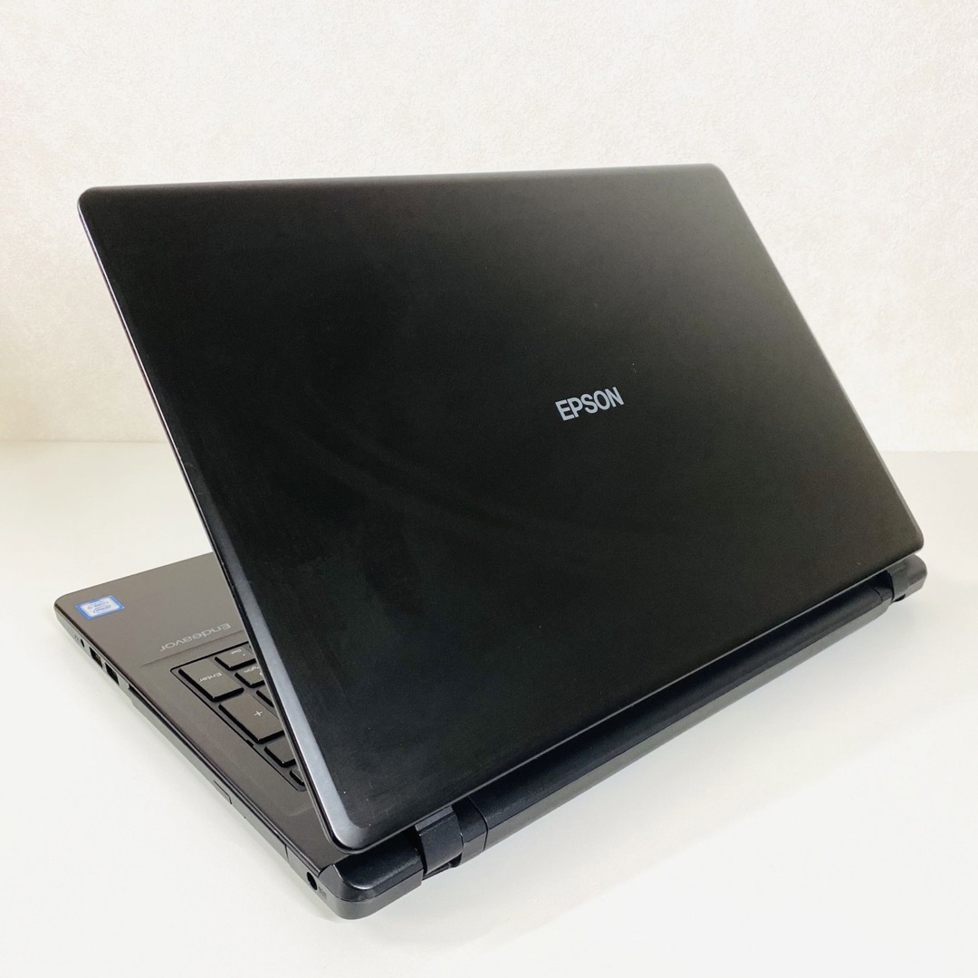 EPSON(エプソン)のCorei5 8GB ノートパソコン Windows11 SSD オフィス付き スマホ/家電/カメラのPC/タブレット(ノートPC)の商品写真