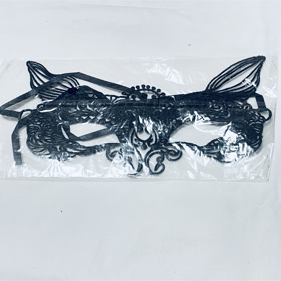 新品未使用 コスプレ小物 レースアイマスク グローブ カチューシャ 太細 セット エンタメ/ホビーのコスプレ(アクセサリー)の商品写真