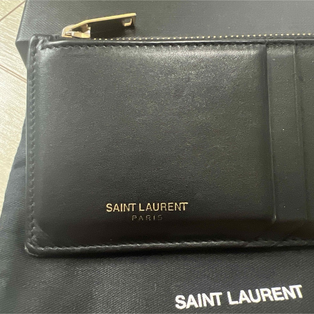 SAINT LAURENT サンローラン 黒 フラグメントケース SAINT LAURENT サンローラン 黒 フラグメントケース