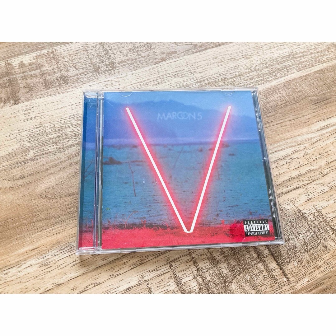 MARRON5 CD V エンタメ/ホビーのCD(ポップス/ロック(洋楽))の商品写真