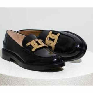 トッズ(TOD'S)のトッズ ケイト　レザーローファー　ブラック36 (ローファー/革靴)
