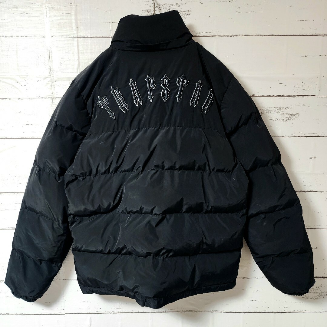 TRAPSTAR トラップスター ダウン ジャケット ブラック バックロゴ L TRAPSTAR トラップスター ダウン ジャケット ブラック バックロゴ L
