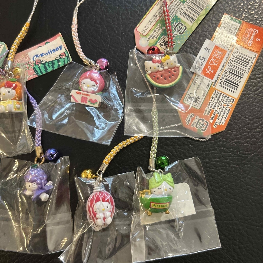 季節のおすすめ商品 ハローキティ - ご当地キティちゃん果物シリーズ7個の通販 by ストラップ