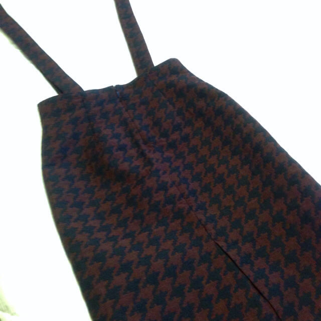 AULA AILA(アウラアイラ)の定価15750円 アウラアイラ 千鳥柄 サロペットスカート ペンシル タイト  レディースのスカート(ひざ丈スカート)の商品写真