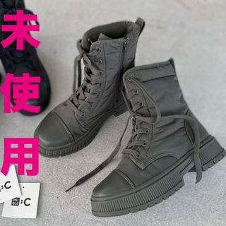UNIQLO - 【未使用】UNIQLO:C ユニクロシー パデッドレース UNIQLO - 【未使用】UNIQLO:C ユニクロシー パデッドレース