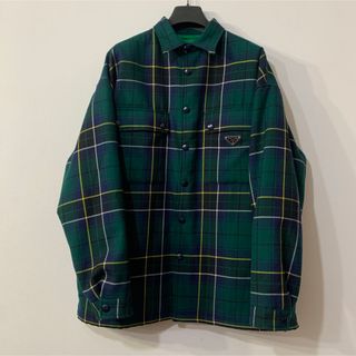 PRADA(ジャケット/アウター ・ グリーン・カーキ/緑色系)の PRADA(ジャケット/アウター ・ グリーン・カーキ/緑色系)の