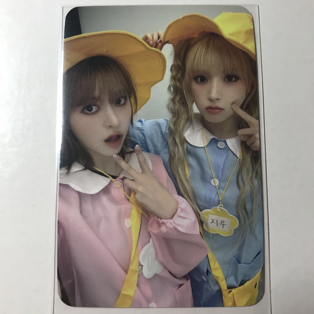 NMIXX Soundwave トレカ リリー・ジウ エンタメ/ホビーのCD(K-POP/アジア)の商品写真