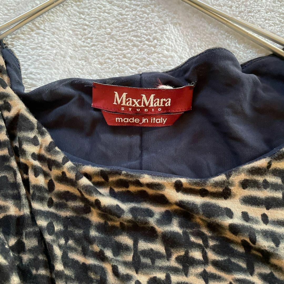 MaxMara】 (F) 赤タグ イタリア製 ヒョウ柄 チュニック トップス MaxMara】 (F) 赤タグ イタリア製 ヒョウ柄 チュニック トップス