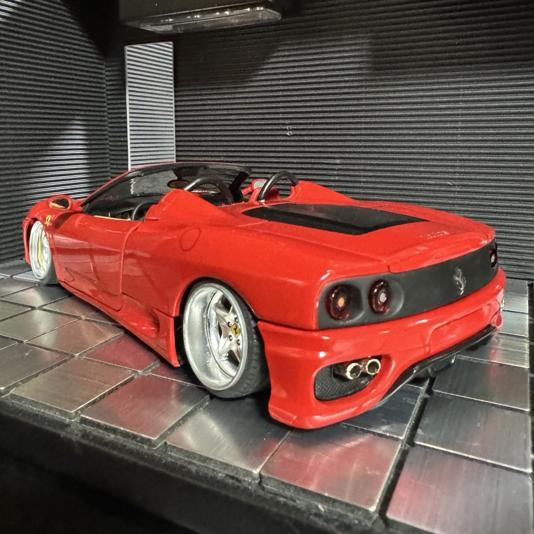 HOTWHEELS 1/18フェラーリ 360スパイダー(カスタム仕様)の通販 HOTWHEELS 1/18フェラーリ 360スパイダー(カスタム仕様)の通販