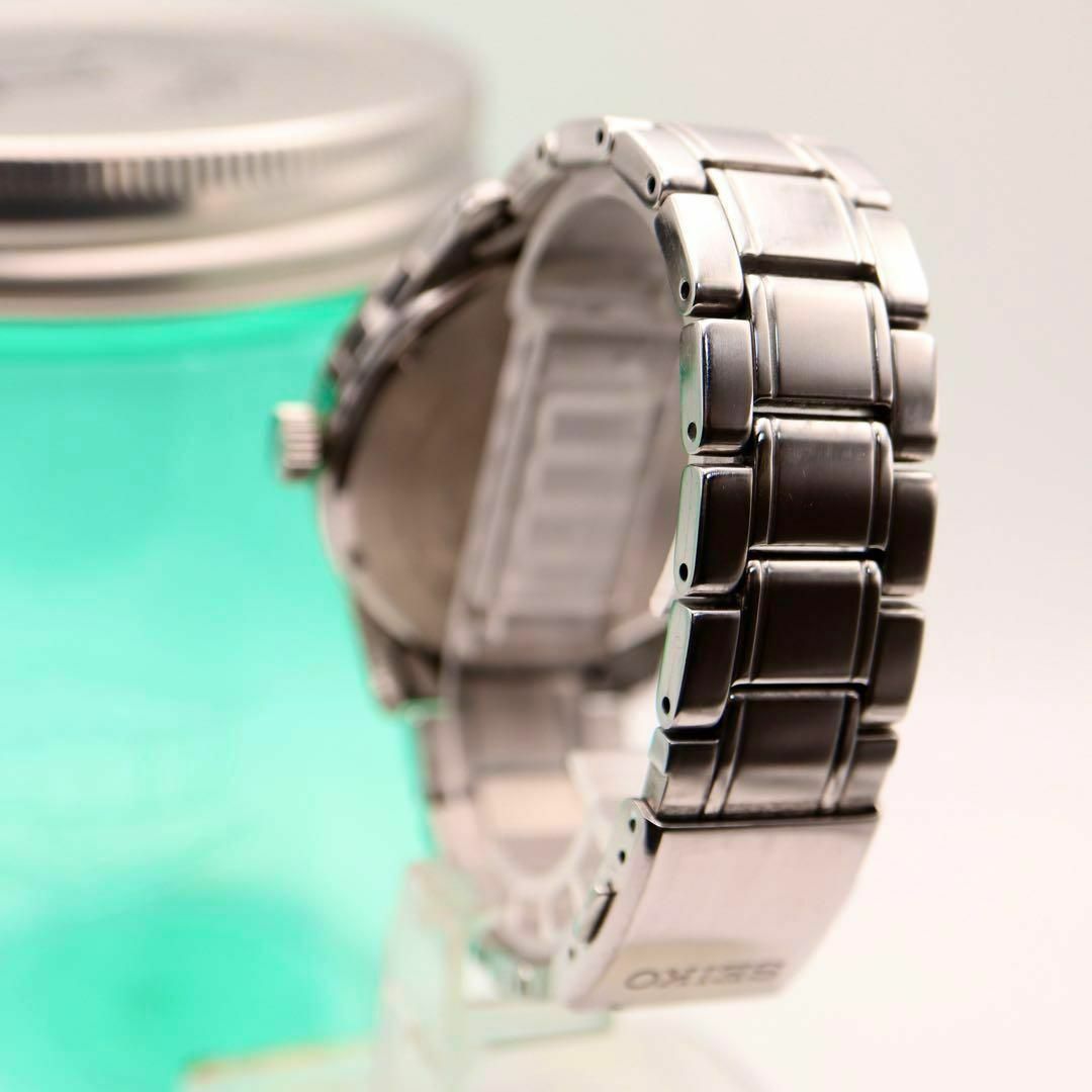美品 SEIKO デイト ソーラー ラウンド シルバー メンズ腕時計 837 美品 SEIKO デイト ソーラー ラウンド シルバー メンズ腕時計 837
