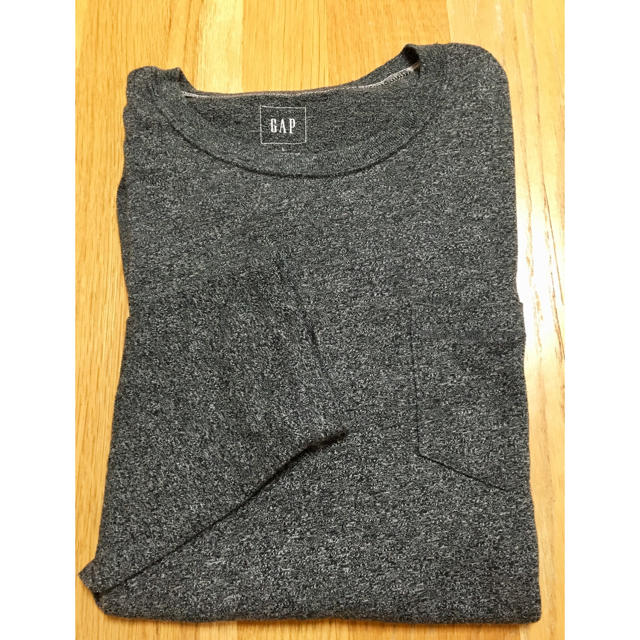 GAP(ギャップ)の新品 未着用 GAP ポケット長袖Tシャツ メンズのトップス(Tシャツ/カットソー(半袖/袖なし))の商品写真