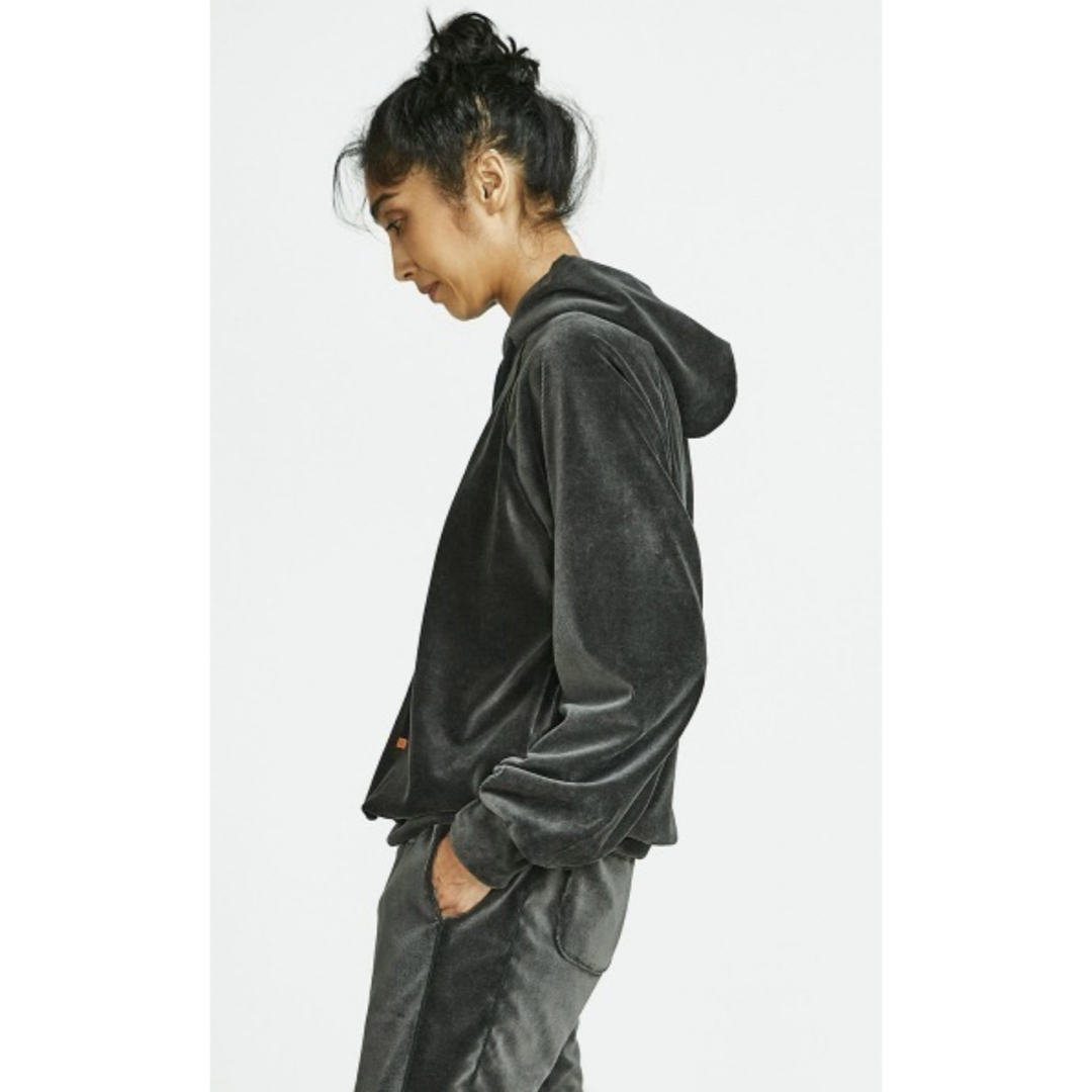 Essential - 美品 ESSENTIAL エッセンシャル パーカー トップス Essential - 美品 ESSENTIAL エッセンシャル パーカー トップス