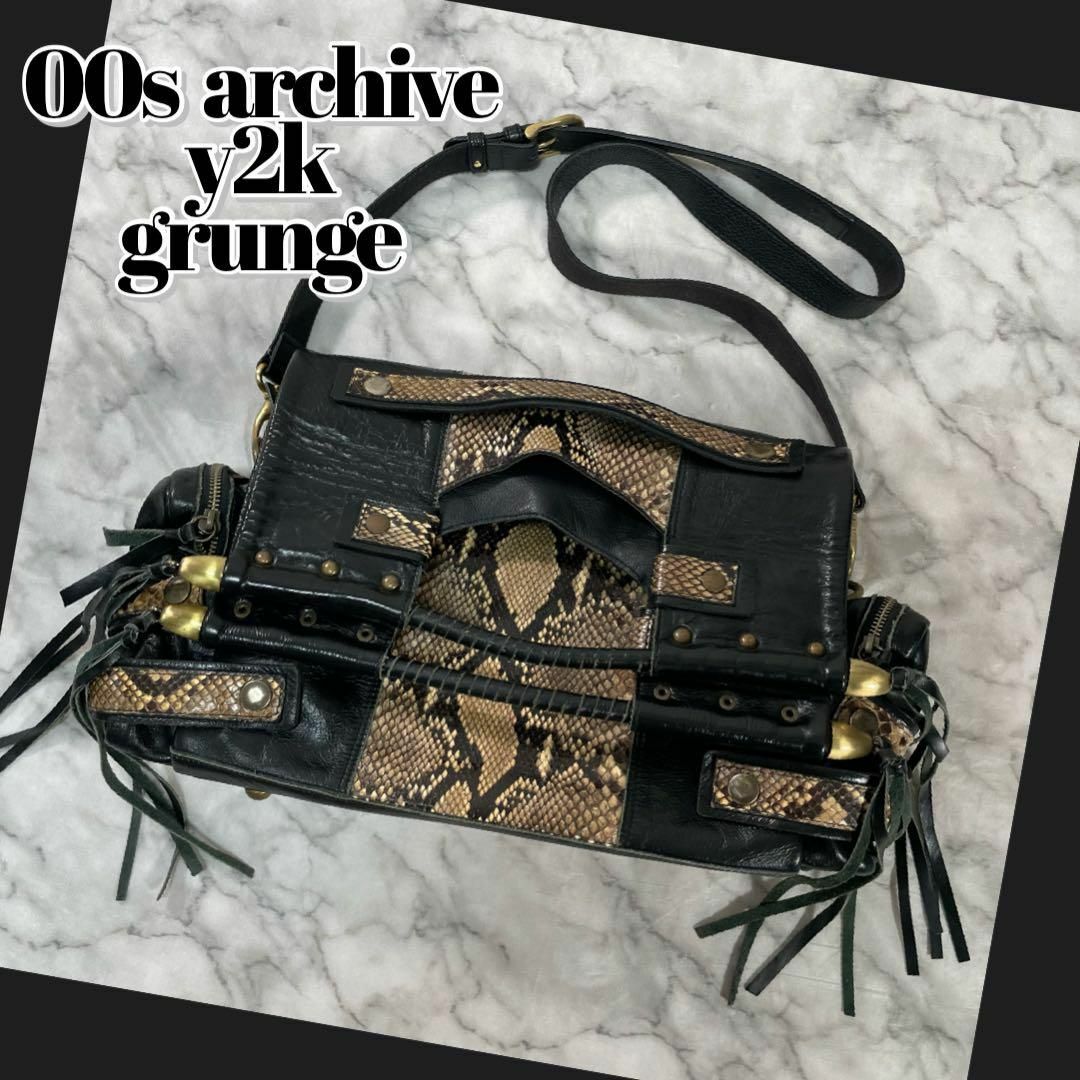 archive y2k レザー クロコ 2way ショルダーバッグ グランジ archive y2k レザー クロコ 2way ショルダーバッグ グランジ