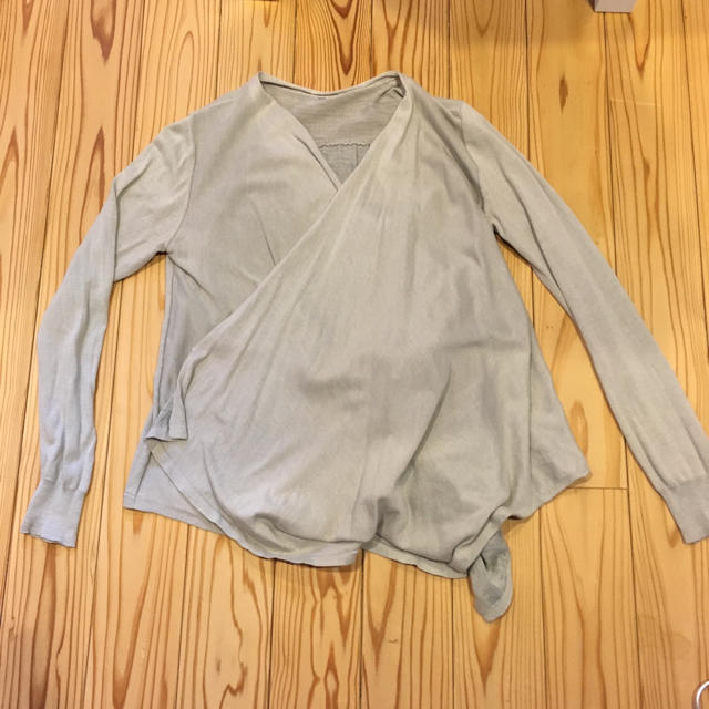 MUJI (無印良品)(ムジルシリョウヒン)の無印 授乳カーディガン M-L キッズ/ベビー/マタニティのマタニティ(マタニティウェア)の商品写真