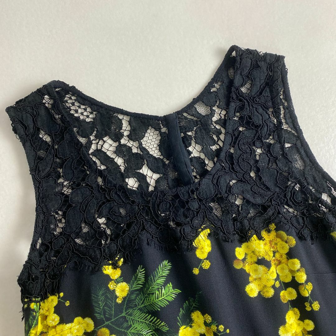 DOLCE&GABBANA - 美品　ドルチェアンドガッバーナ　ブラウス　ノースリーブ　カットソー　レース　柄 美品 ドルチェアンドガッバーナ ブラウス ノースリーブ