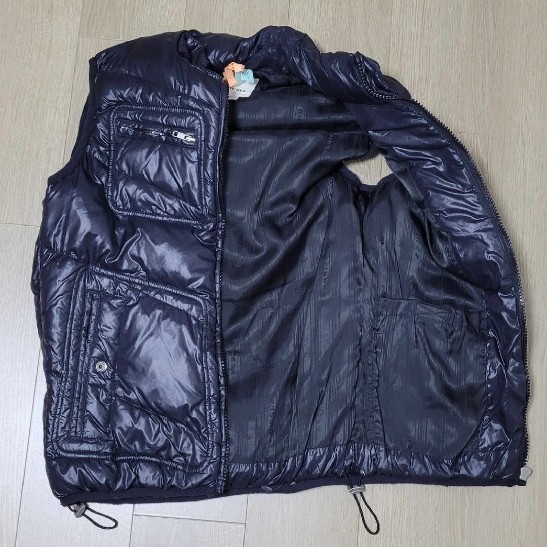 DIESEL - DIESEL ダウンベスト ネイビー サイズ Mの通販 by DIESEL - DIESEL ダウンベスト ネイビー サイズ Mの通販 by