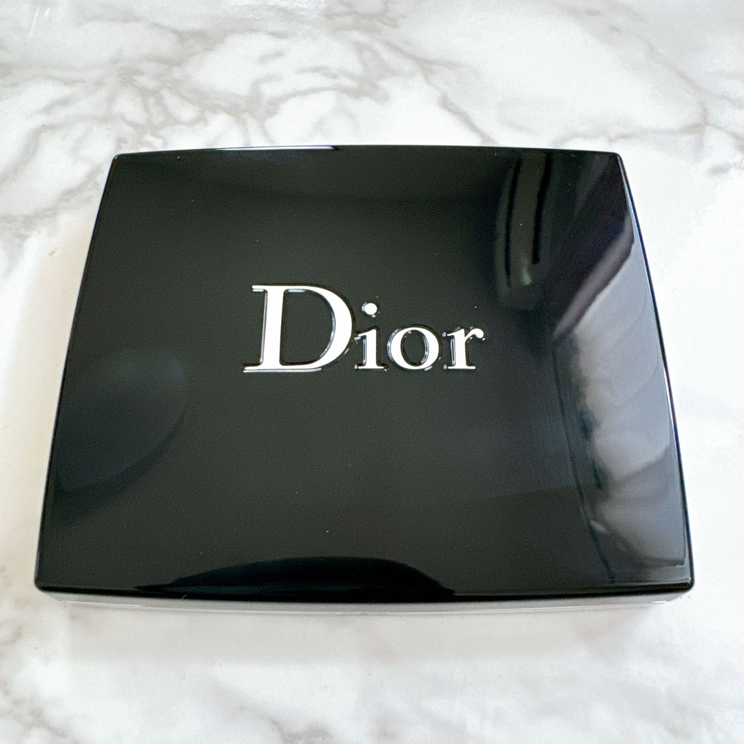 Christian Dior - 限定色☆新品同様☆Dior サンク クルール Christian Dior - 限定色☆新品同様☆Dior サンク クルール