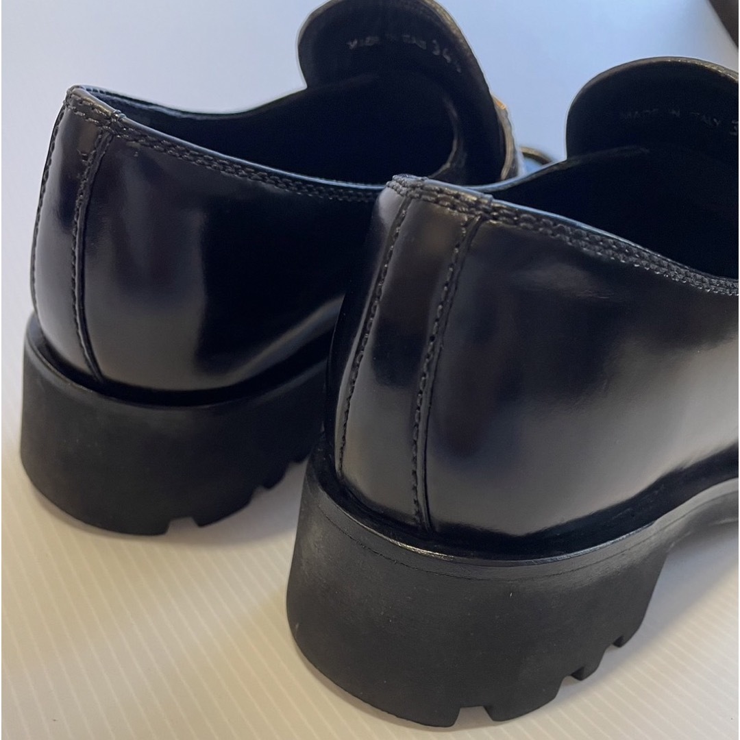 PRADA - プラダ ローファー ゴールド金具の通販 by ゆん's shop PRADA - プラダ ローファー ゴールド金具の通販 by ゆん's shop