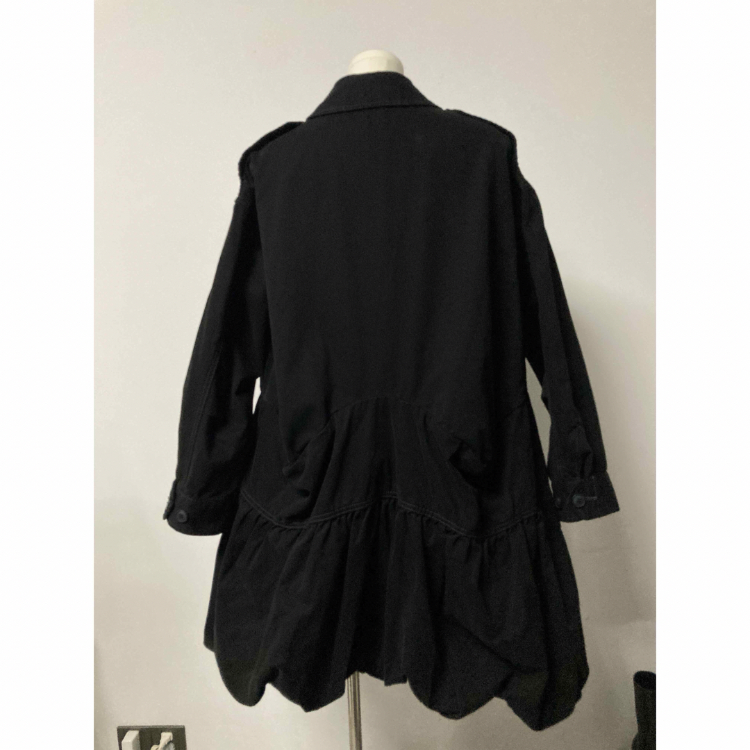HOUGA look-forward coat HOUGA look-forward coat
