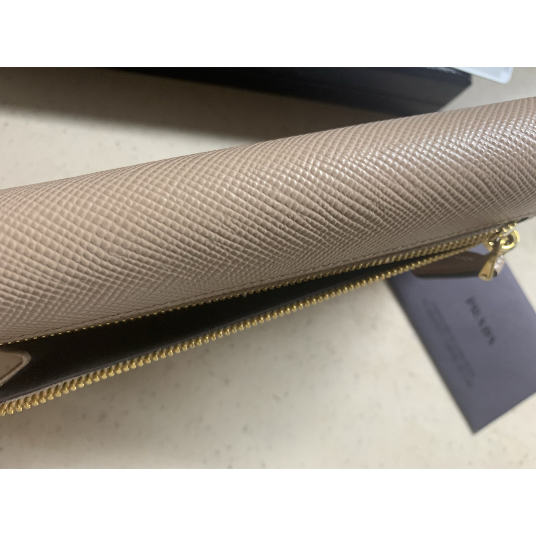 PRADA サフィアーノレザー長財布 PRADA サフィアーノレザー長財布