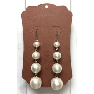 コットンパール４連ピアス＊イヤリング(R)(ピアス)