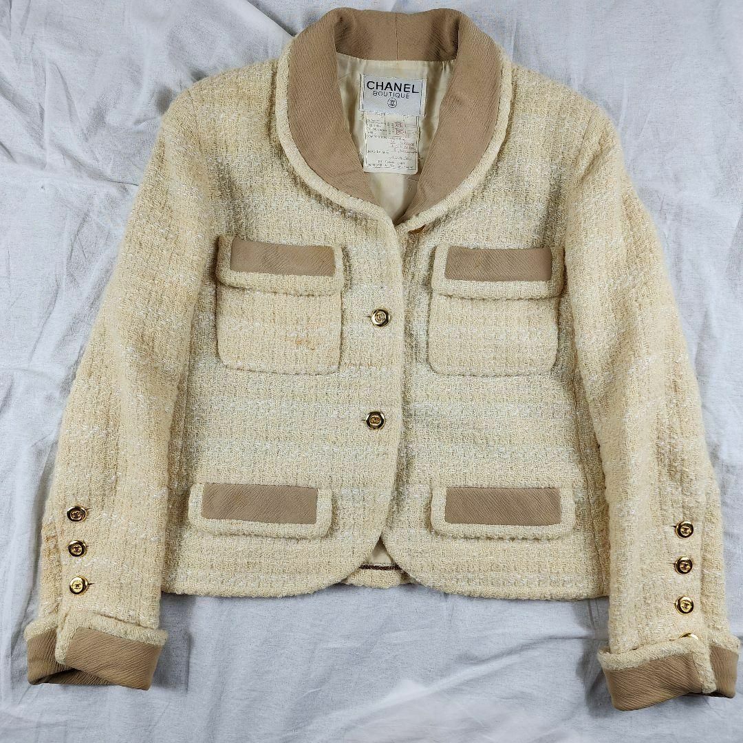 CHANEL - 【 激レア 】 シャネル ツイードジャケット ココマーク CHANEL - 【 激レア 】 シャネル ツイードジャケット ココマーク