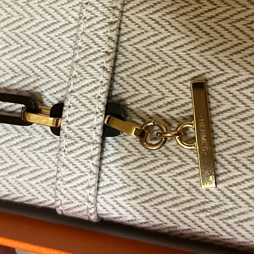 HERMES - 美品Hermès バッファローホーン ブレスレット スペード HERMES - 美品Hermès バッファローホーン ブレスレット スペード