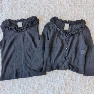 シビラ(Sybilla)の美品 シビラ 襟フリルレースニット アンサンブル カーディガン ベスト ブラック(アンサンブル)