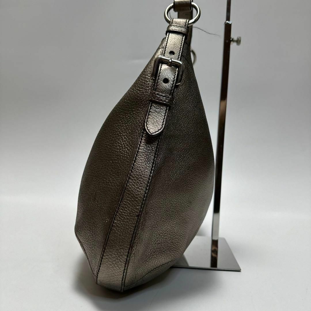 PRADA - b83【美品】プラダ ヴィッテロ レザー ロゴ金具 ワン PRADA - b83【美品】プラダ ヴィッテロ レザー ロゴ金具 ワン