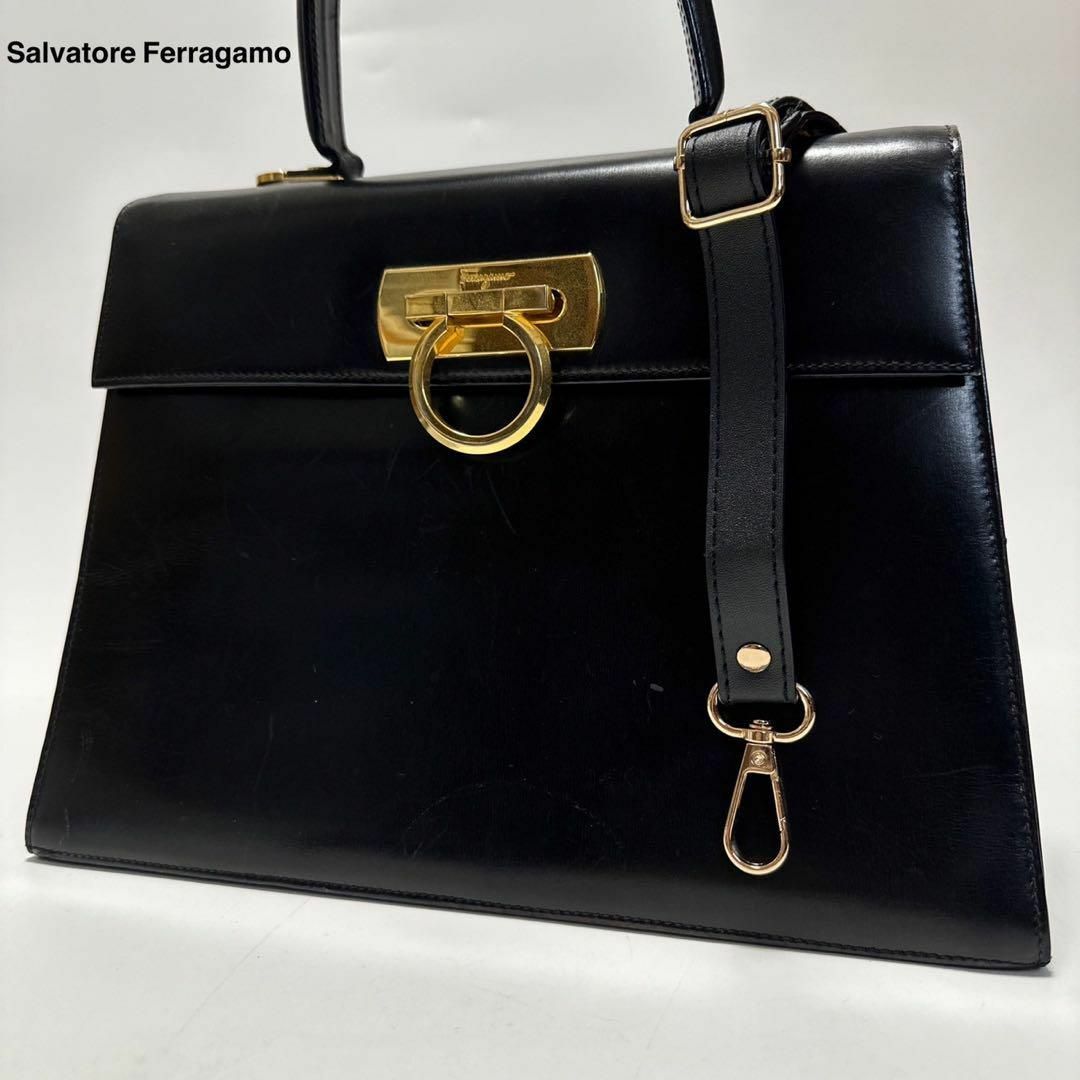 Salvatore Ferragamo - b90【極美品】サルヴァトーレフェラガモ　ガンチーニ　レザー黒2wayショルダー