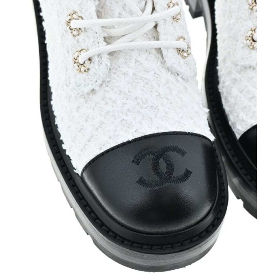CHANEL - CHANEL シャネル ブーツ EU38 1/2(25cm位) 白 【古着 CHANEL - CHANEL シャネル ブーツ EU38 1/2(25cm位) 白 【古着