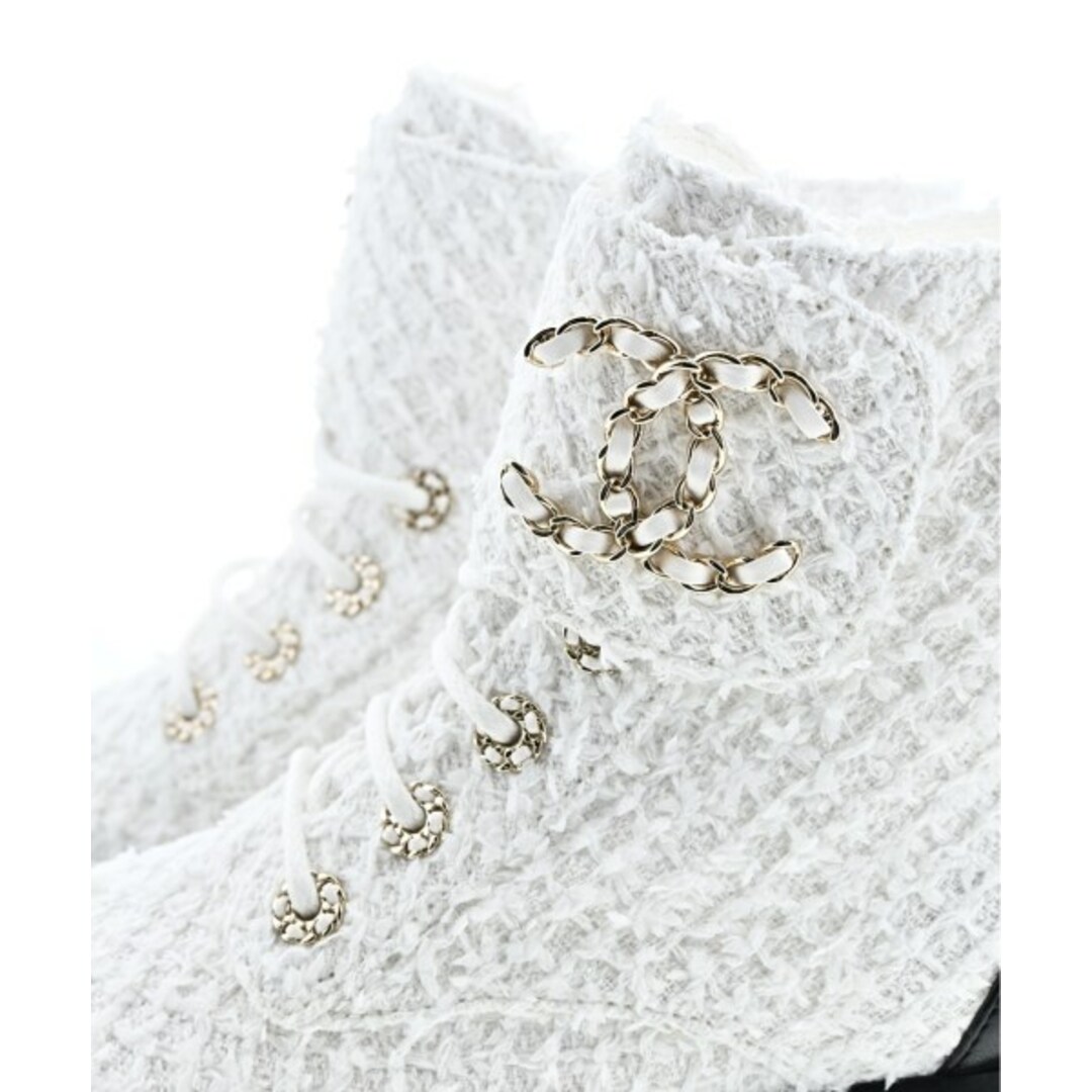 CHANEL - CHANEL シャネル ブーツ EU38 1/2(25cm位) 白 【古着 CHANEL - CHANEL シャネル ブーツ EU38 1/2(25cm位) 白 【古着