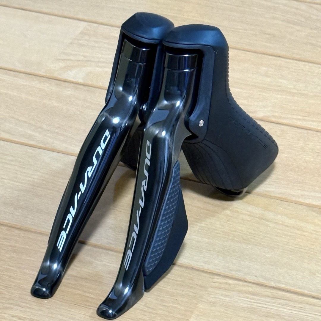 シマノ デュラエースDi2 ST-R9150 STIレバー 左右セット 未使用 シマノ デュラエースDi2 ST-R9150 STIレバー 左右セット 未使用