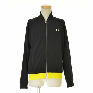 FRED PERRY(ジャージ ・ イエロー/黄色系)のフリマアイテム一覧 FRED PERRY(ジャージ ・ イエロー/黄色系)のフリマアイテム一覧