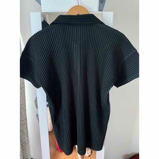 ISSEY MIYAKE(ポロシャツ)のフリマアイテム一覧 ISSEY MIYAKE(ポロシャツ)のフリマアイテム一覧