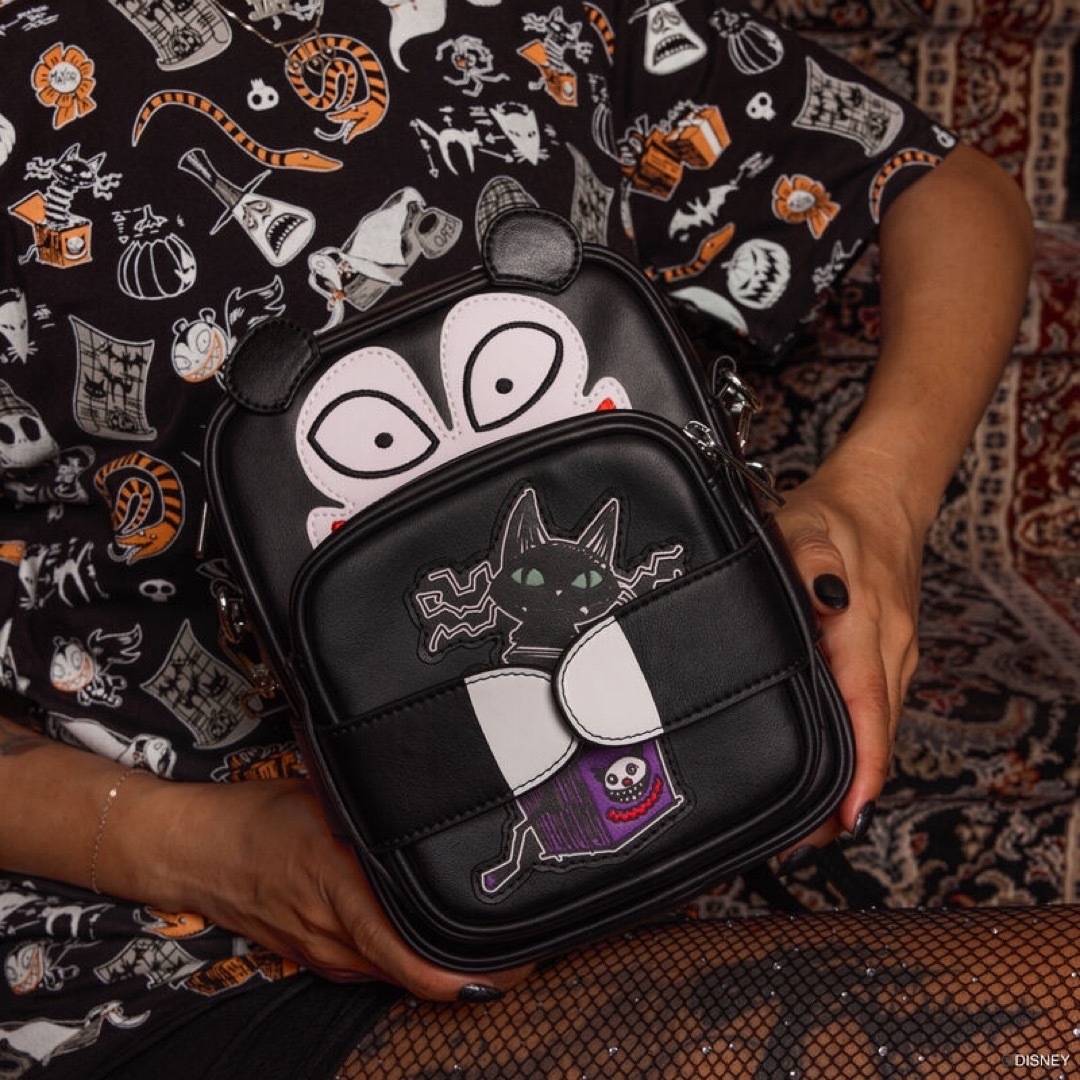 【Loungefly】ディズニー ヴァンパイアイーヨー バックパック Amazon.co.jp: Loungefly - Mini Sac A Dos Disney - Bourriquet