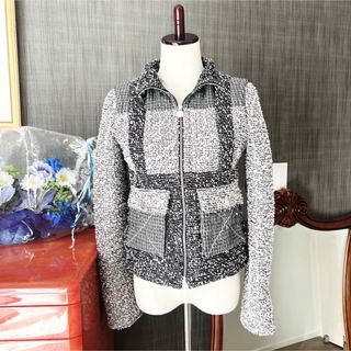 CHANEL - 未使用 CHANELシャネル ツイード コート ダウン ベスト CHANEL - 未使用 CHANELシャネル ツイード コート ダウン ベスト