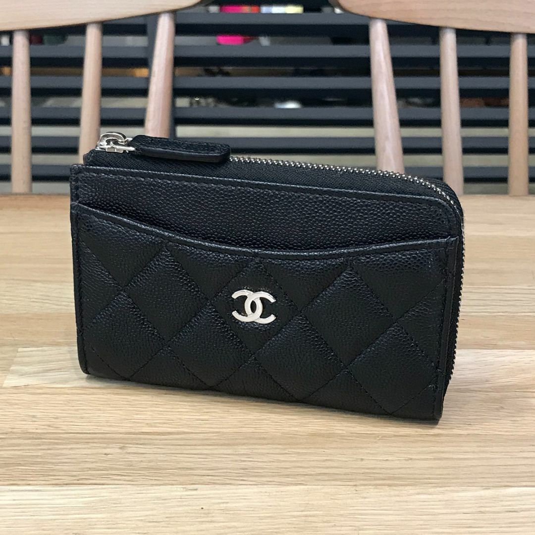 CHANEL - 新品未使用 シャネル 入手困難 フラグメントケース キャビアスキン ブラック 黒