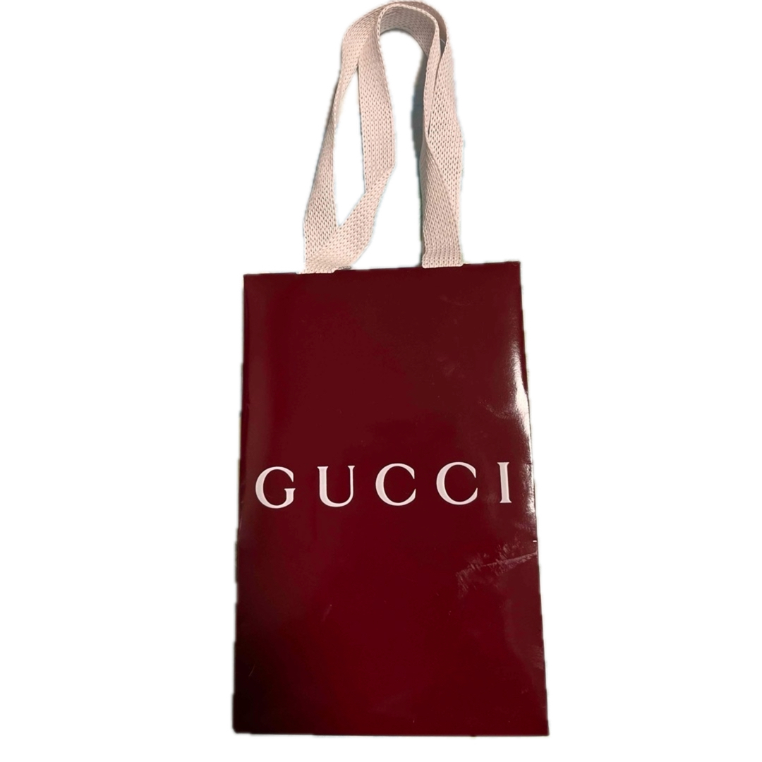GUCCI - GUCCI 紙袋小サイズの通販 by mint|グッチならラクマ GUCCI - GUCCI 紙袋小サイズの通販 by mint|グッチならラクマ