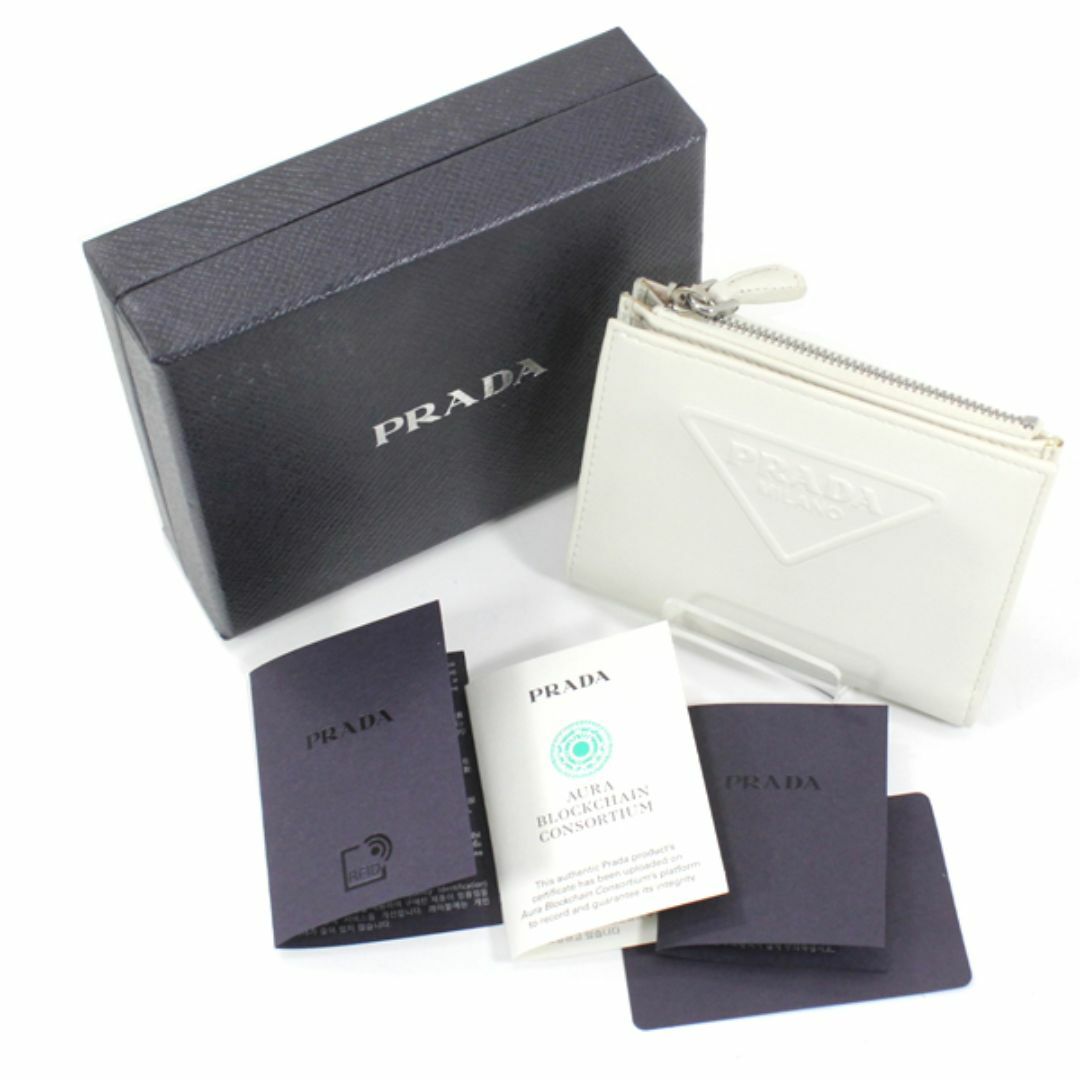 PRADA - 【新品同様】プラダ 財布 二つ折り 小銭入れ コイン PRADA - 【新品同様】プラダ 財布 二つ折り 小銭入れ コイン