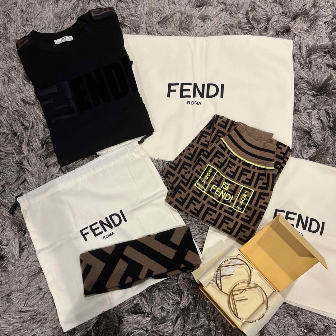 FENDI - FENDIROMAフェンディレギンスの通販 by リッツ's shop FENDI - FENDIROMAフェンディレギンスの通販 by リッツ's shop