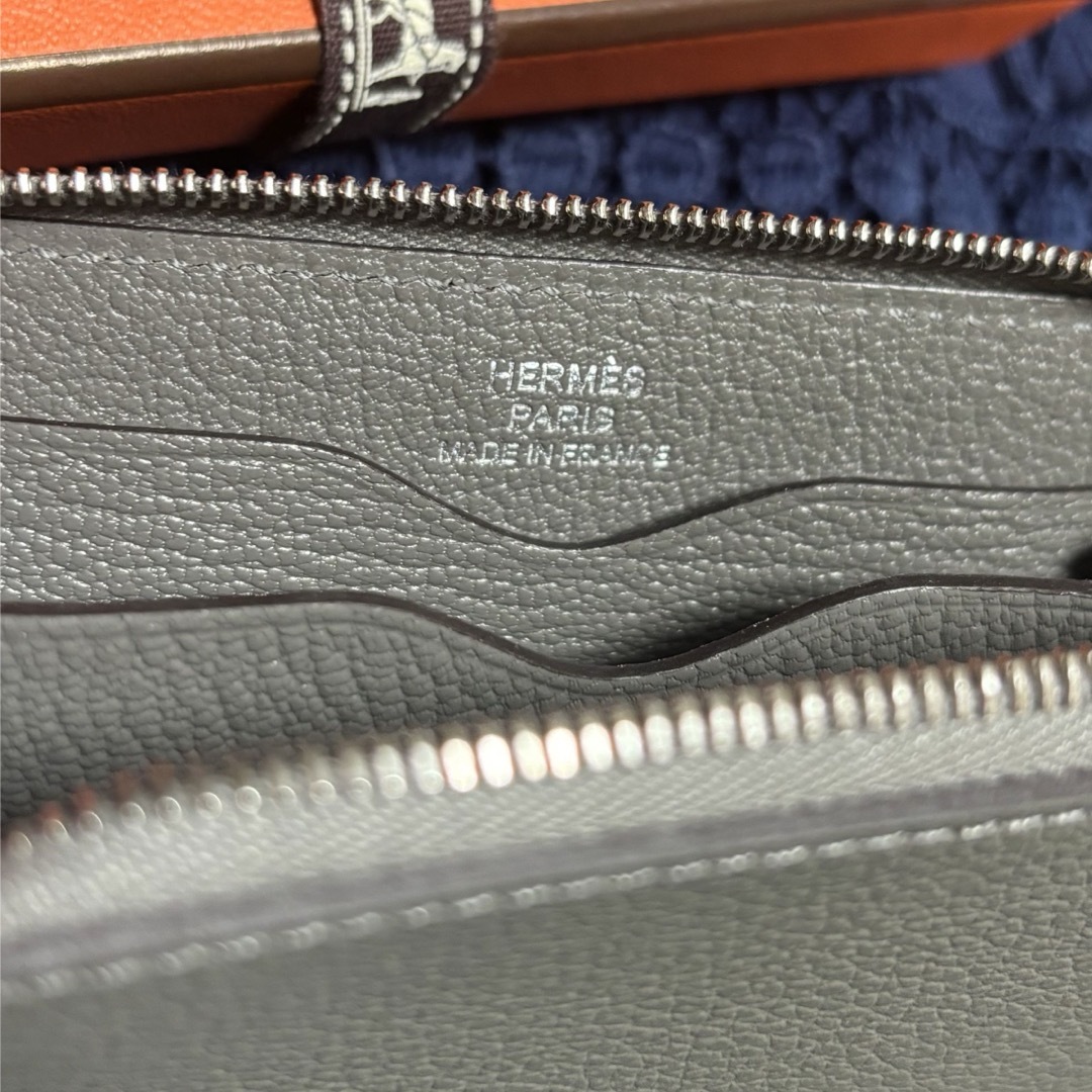 HERMES - 新品未使用 エルメス ジップアンゴー コンパクト HERMES - 新品未使用 エルメス ジップアンゴー コンパクト