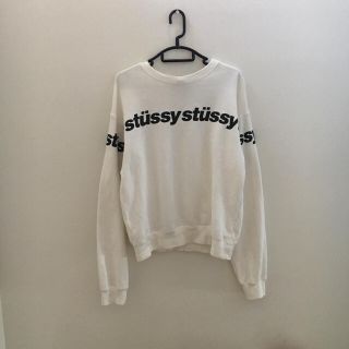 ステューシー(STUSSY)の白トレーナー/stussy(トレーナー/スウェット)