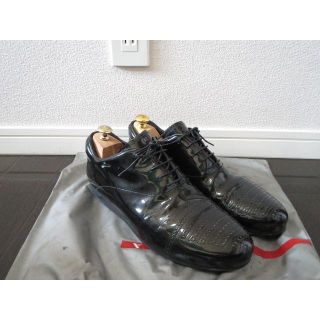 プラダ(PRADA)の●6.2万PRADAプラダ黒ランウエイメダリオンレザー革スニーカービジネス良美↑(ドレス/ビジネス)