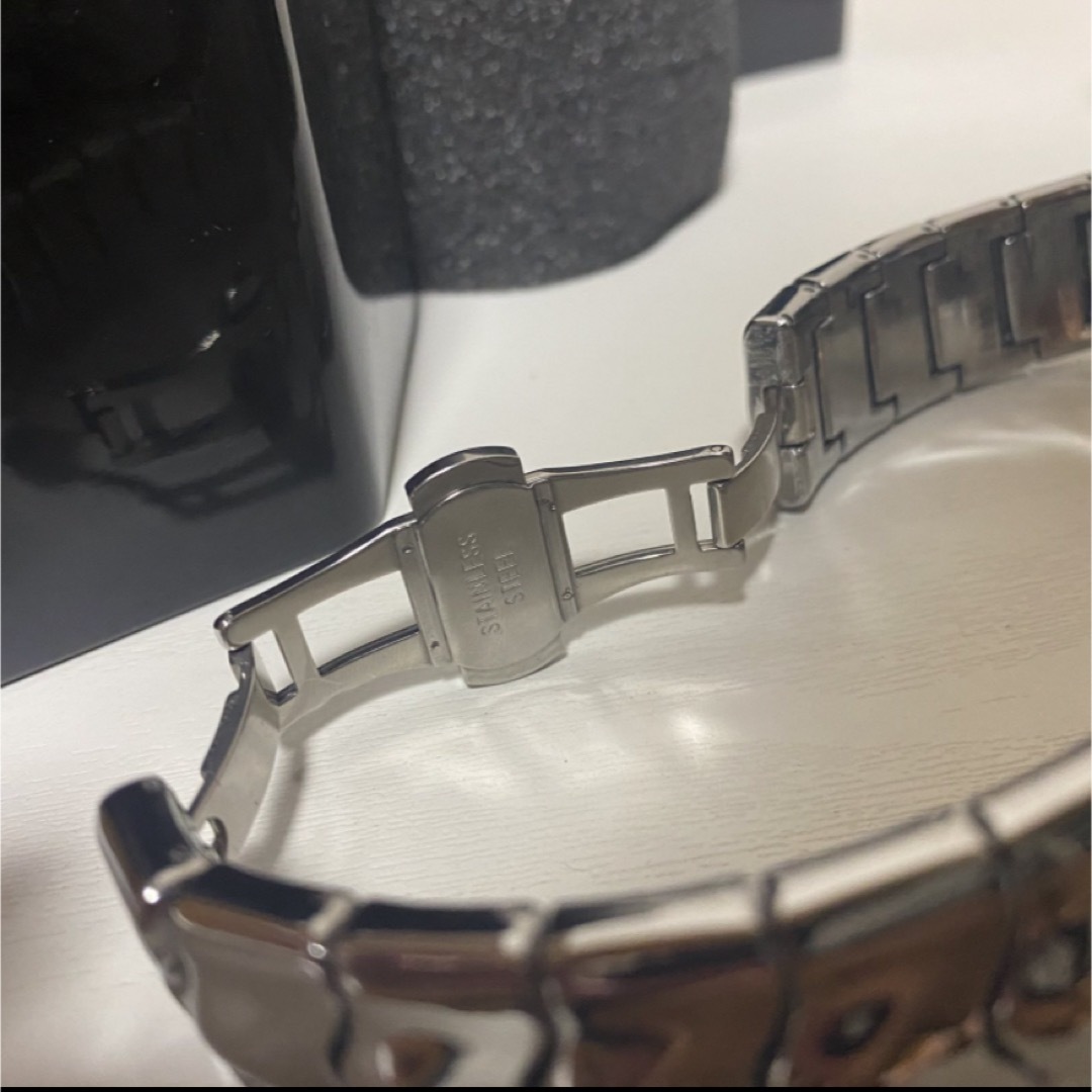 Oakley - oakley(並行輸入品)腕時計の通販 by MK's shop Oakley - oakley(並行輸入品)腕時計の通販 by MK's shop