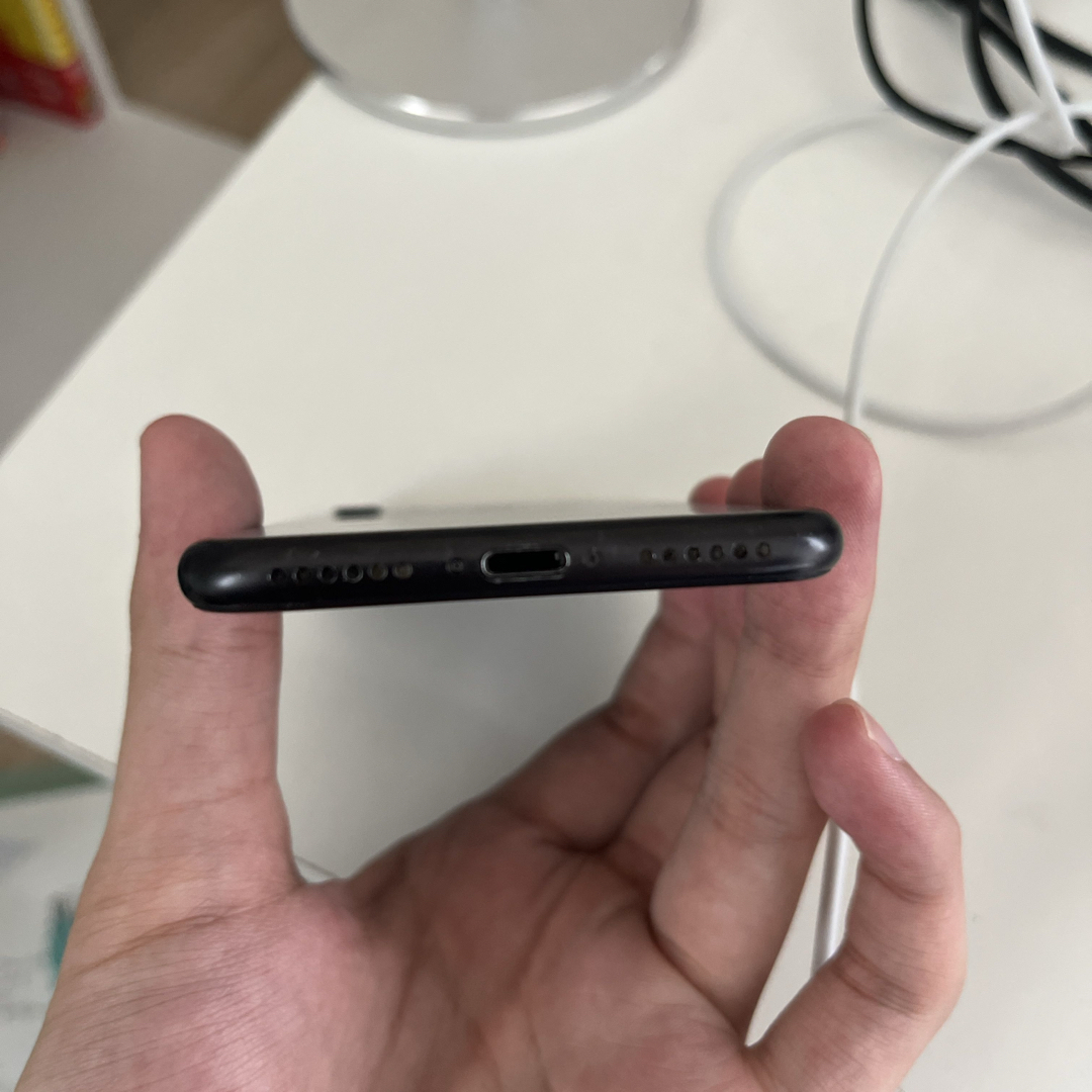 iPhone7 128gb simフリー jet black AU iPhone7 128gb simフリー jet black AU