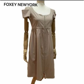 フォクシー(FOXEY)のフォクシー FOXEY NEWYORK トレンチ ワンピース 40 ベージュ(ひざ丈ワンピース)