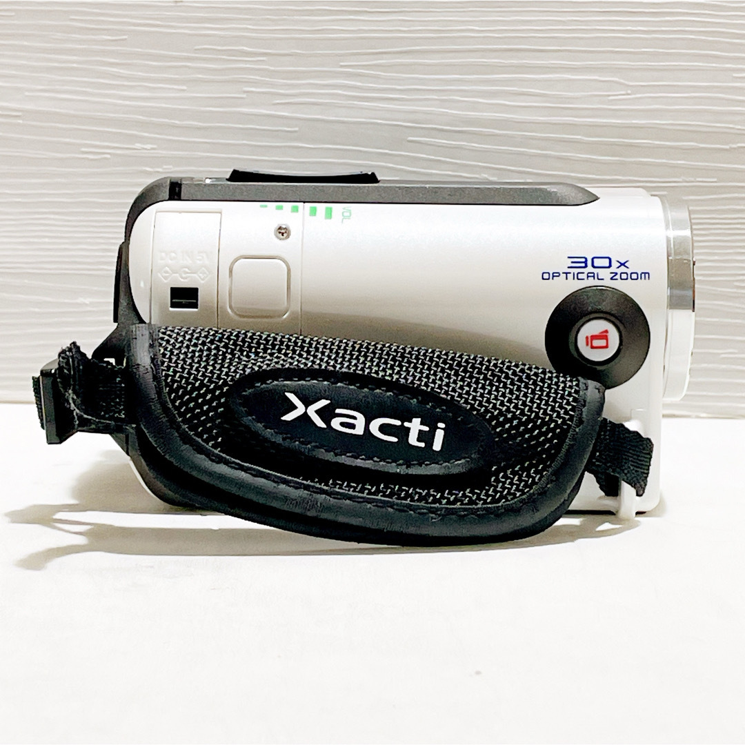 SANYO - SANYO Xacti DMX-WH1E【説明書・充電器付】の通販 by SANYO - SANYO Xacti DMX-WH1E【説明書・充電器付】の通販 by