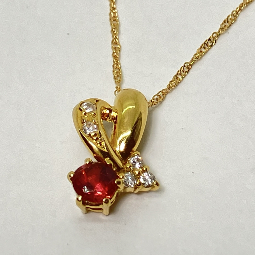 K18 ダイヤモンド付き ガーネット ネックレス D:0.06ct ネックレス K18 ダイヤモンド付き ガーネット ネックレス D:0.06ct ネックレス
