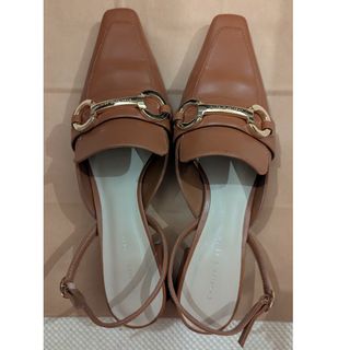 Charles and Keith(ミュール)のフリマアイテム一覧 Charles and Keith(ミュール)のフリマアイテム一覧